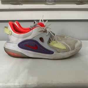 Nike Joy Rides